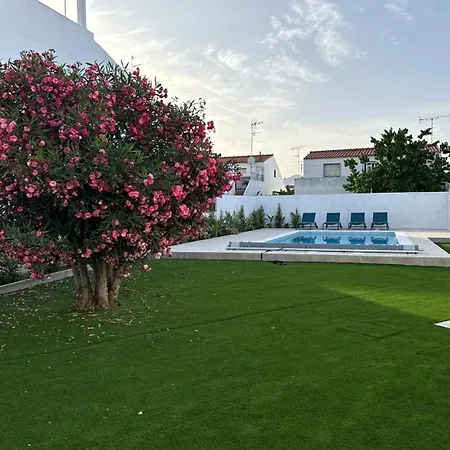 Casa With Pool Holiday home